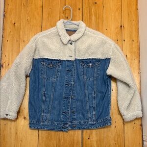 American Eagle Outfitters Blue and Cream Jean Jacket